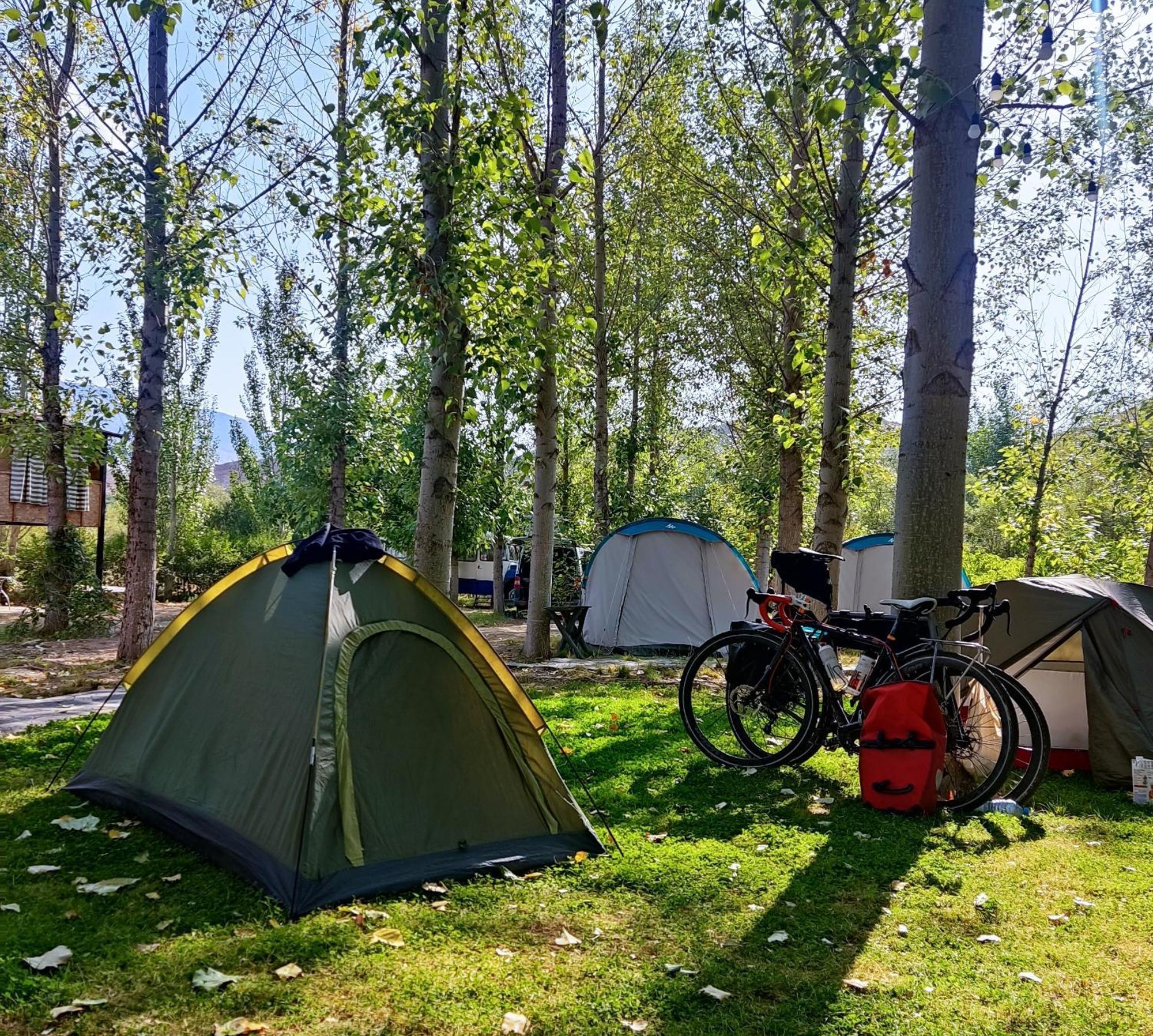 Crossway Camping Yeghegnadzor 外观 照片