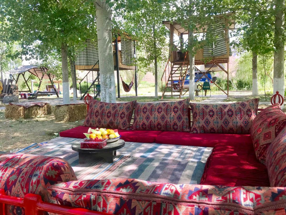 Crossway Camping Yeghegnadzor 外观 照片